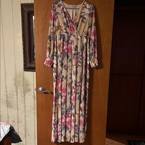 Floral V-Neck Maxi Dress